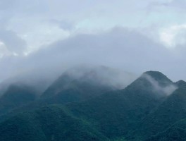 天青色是什么颜色(天青色等烟雨什么意思)